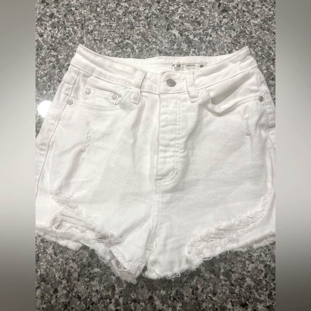 White high-rise denim shorts from Ron Jon surf shop size medium